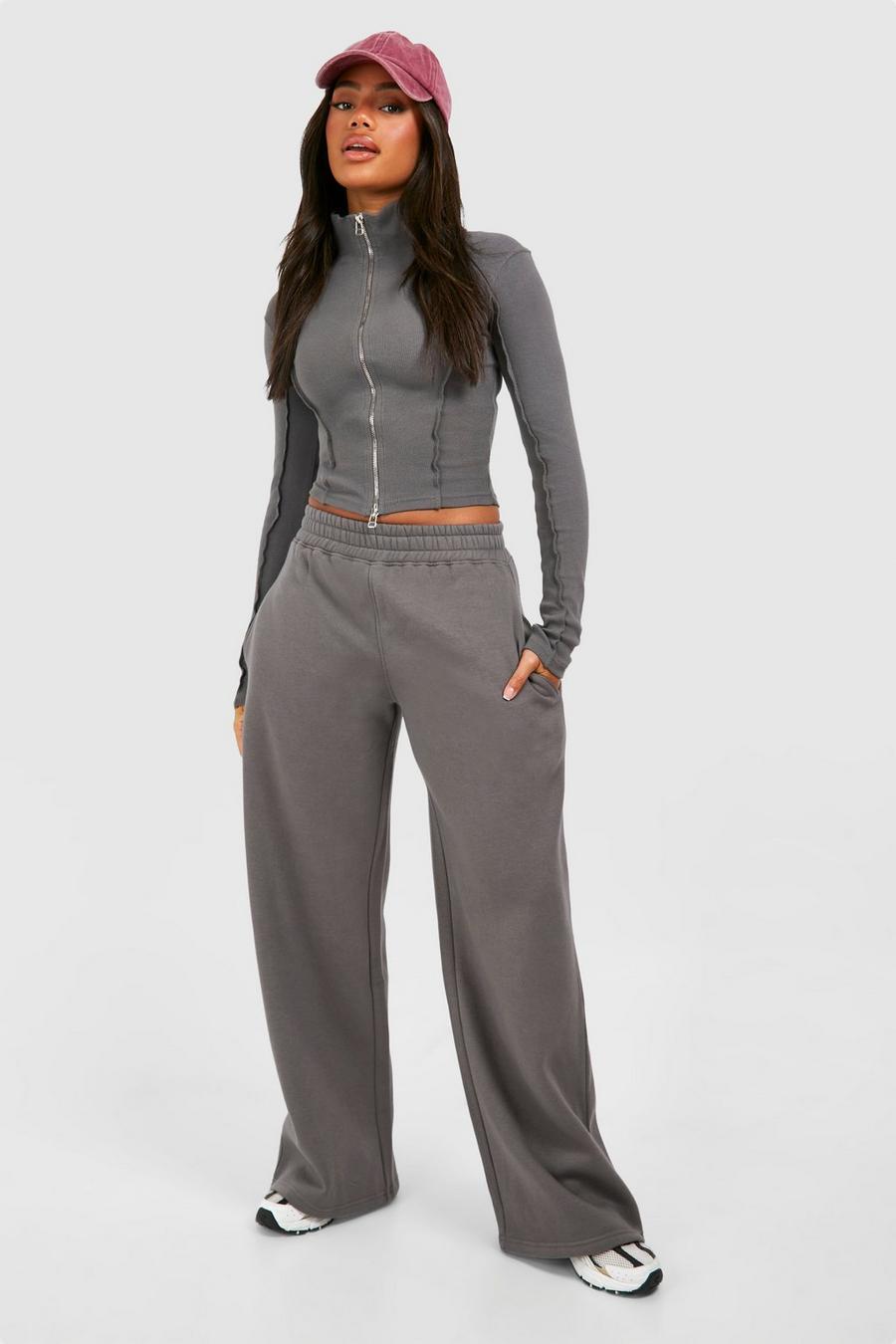 Charcoal Geribbelde Top Met Naaddetail, Dubbele Rits En Joggingbroek Met Rechte Pijpen Set