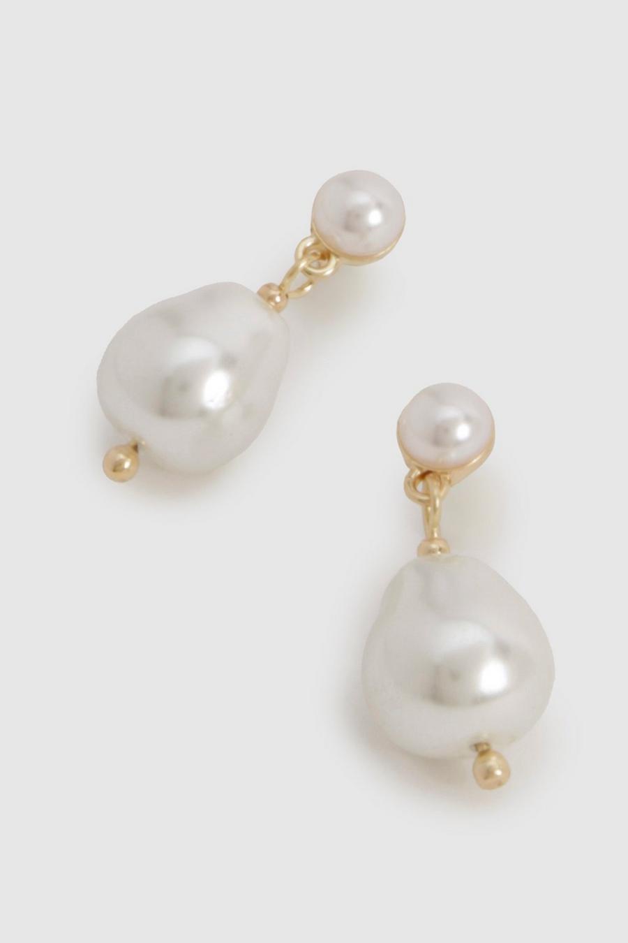 Orecchini pendenti con perle, Pearl