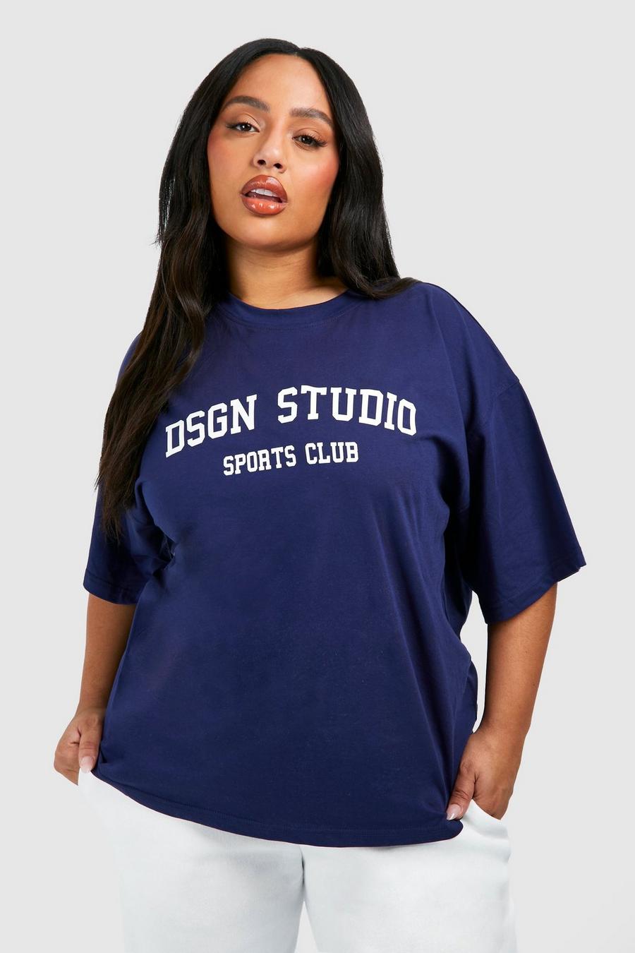Plus Oversize T-Shirt mit Dsgn Studio Sports Club Print, Navy