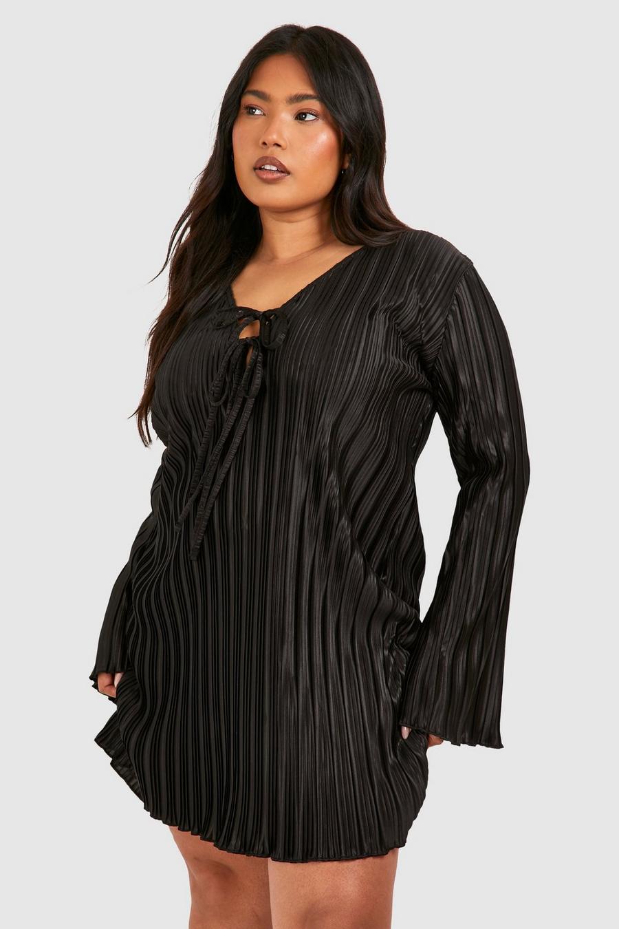 Black Plus Plisserad klänning med knytdetalj image number 1