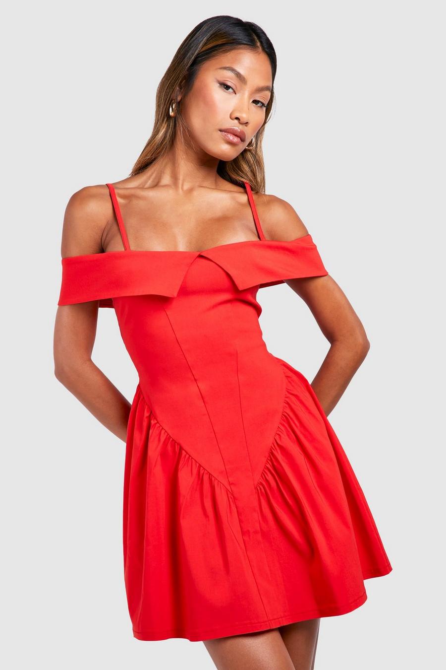 Red Kort cold shoulder-klänning image number 1