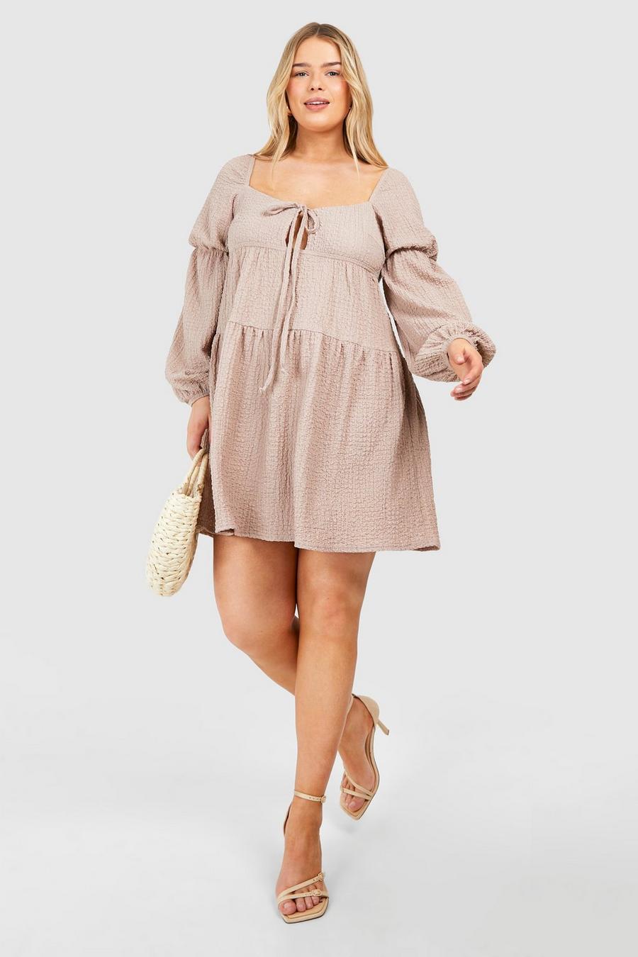 Light stone Plus Textured Tiered Smock Dress image number 1