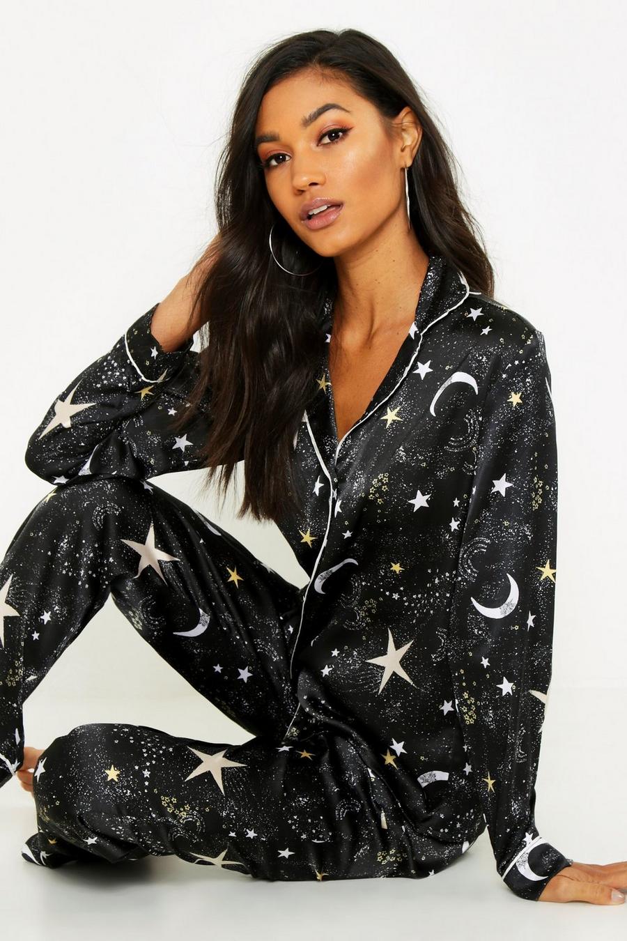 Pijama largo con estampado de galaxia y estrellas, Negro