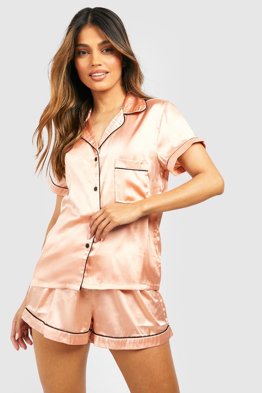 Roségoud Korte Satijnen Pyjama Set Met Contrasterende Biezen image number 1