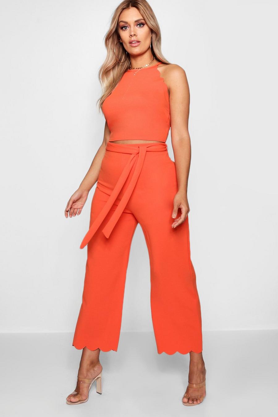 Plus Scallop Edge Crop + Pants Co-Ord image number 1