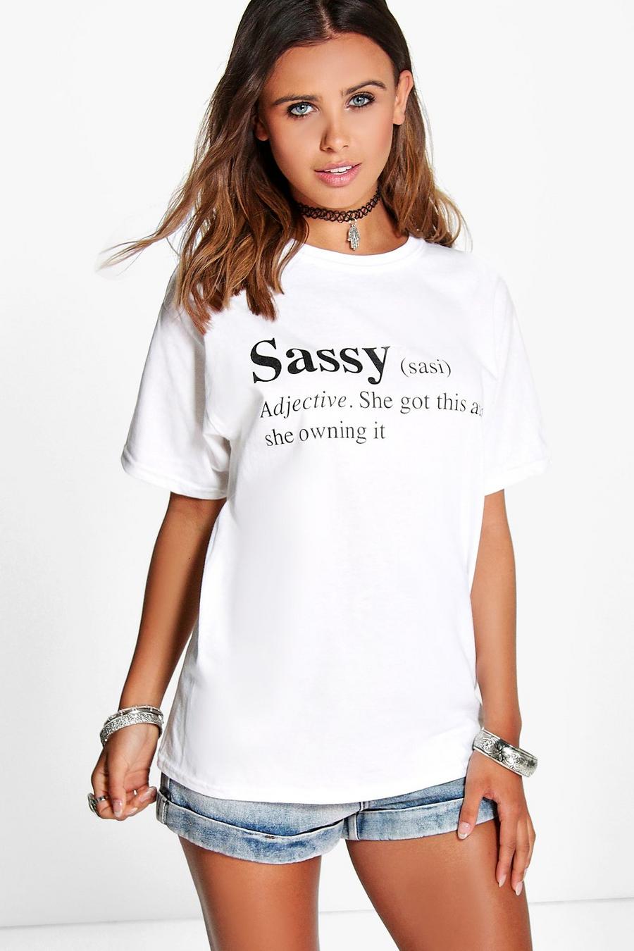 White Petite - "Sassy" t-shirt med slogan image number 1