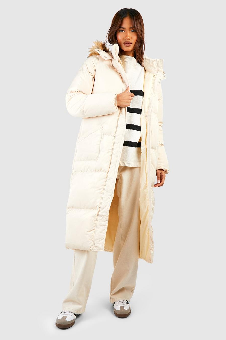 Tall langer gepolsterter Mantel mit Kunstfell-Kapuze, Caramel