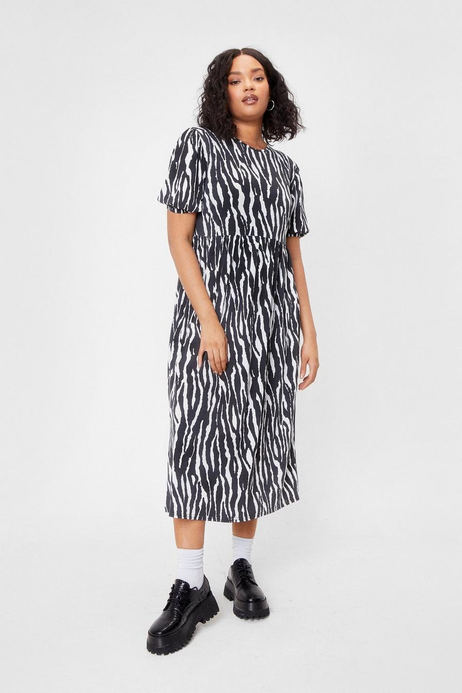 Black Plus Size Loose Zebra Midi Dress