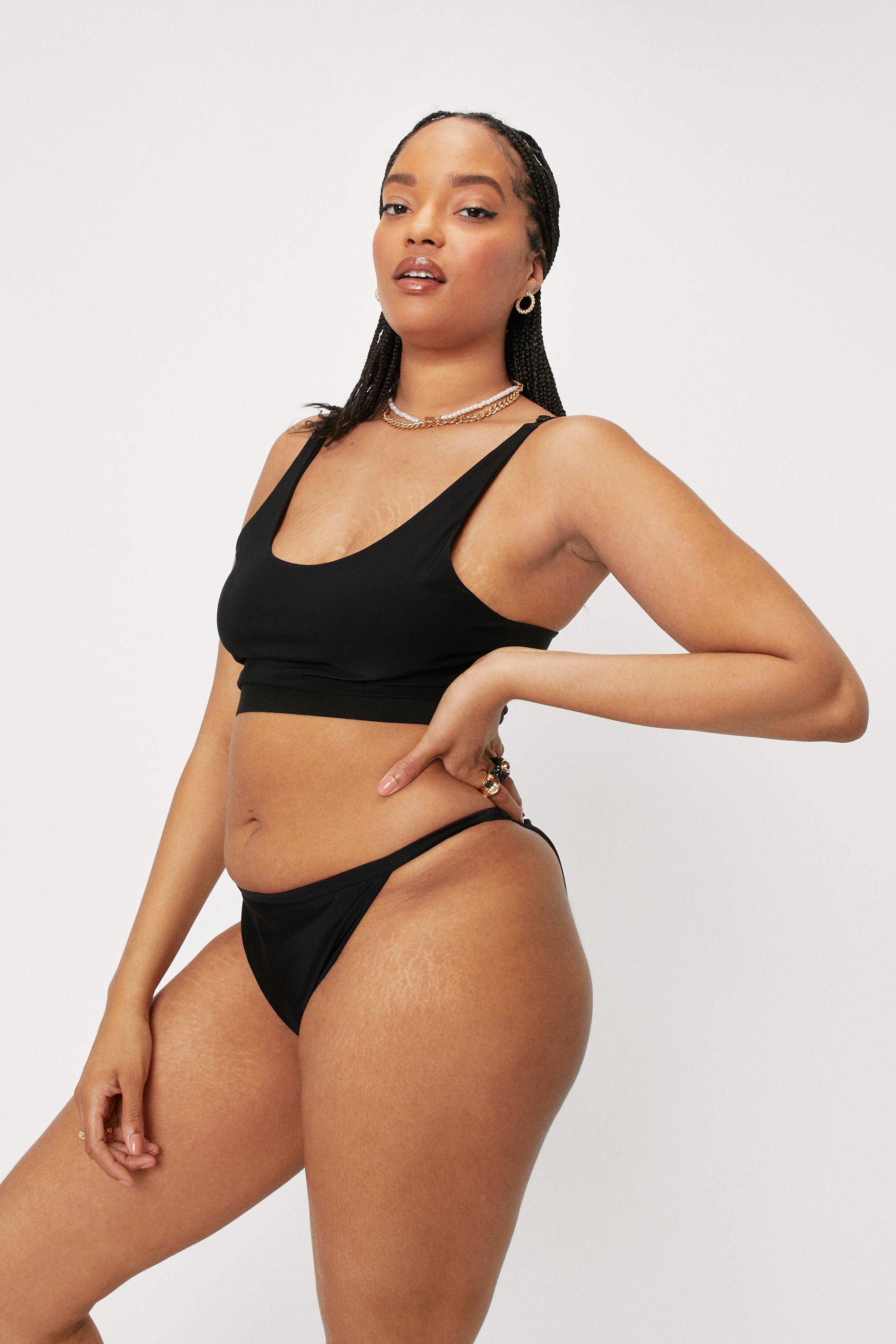 https://media.boohoo.com/i/boohoo/agg02133_black_xl_2/female-black-plus-size-high-waisted-high-leg-knickers