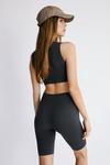 NastyGal Petite Seamless Cropped Top and Cycling Shorts Co-ords thumbnail 4