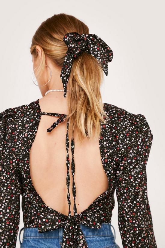 NastyGal Ditsy Floral Open Back Blouse and Hair Tie Set 2
