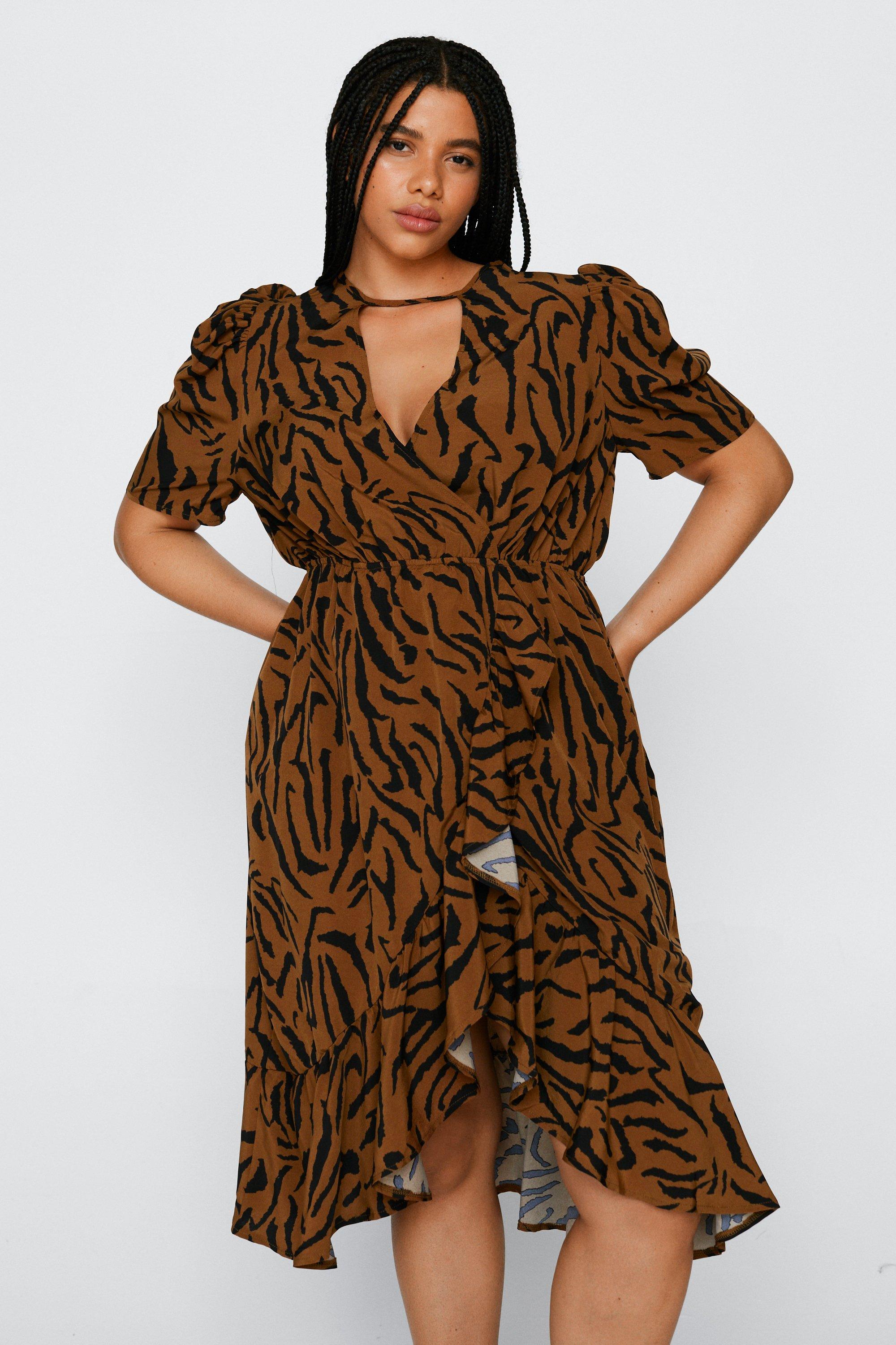 Boohoo tiger outlet dress