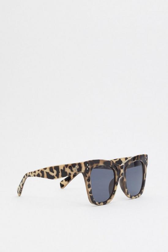 NastyGal Chunky Leopard Cat Eye Sunglasses 4