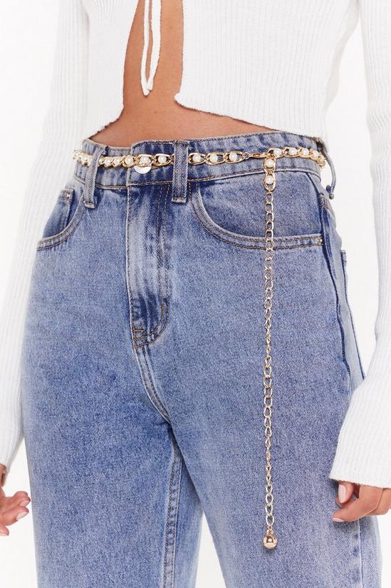 NastyGal Can't Blame a Pearl for Trying Chain Belt 2