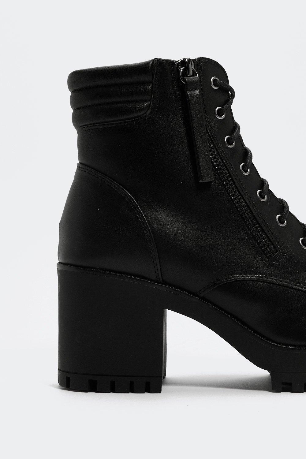 Black heeled shop biker boots