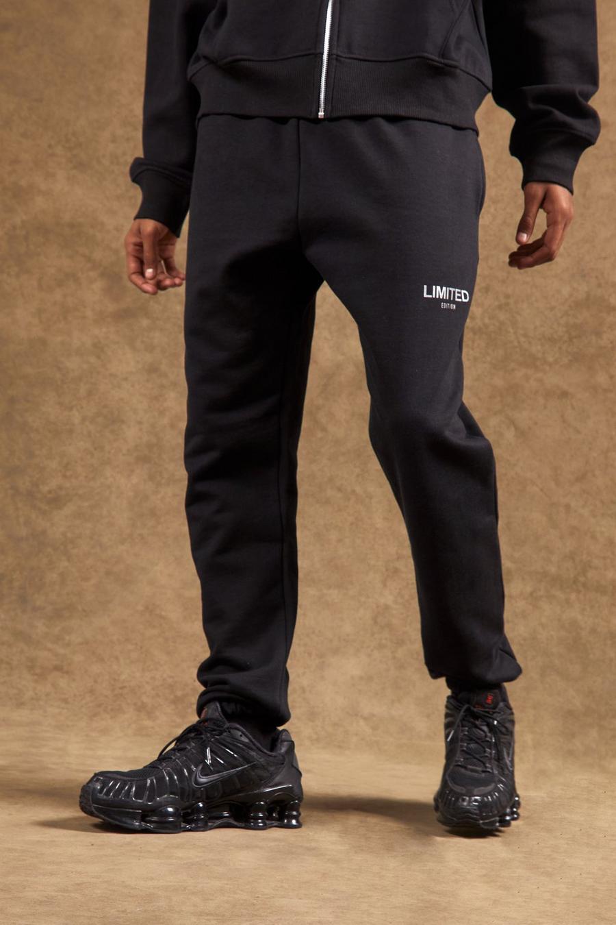 שחור מכנסי טרנינג עבים בגזרה רגילה עם כיתוב Limited image number 1