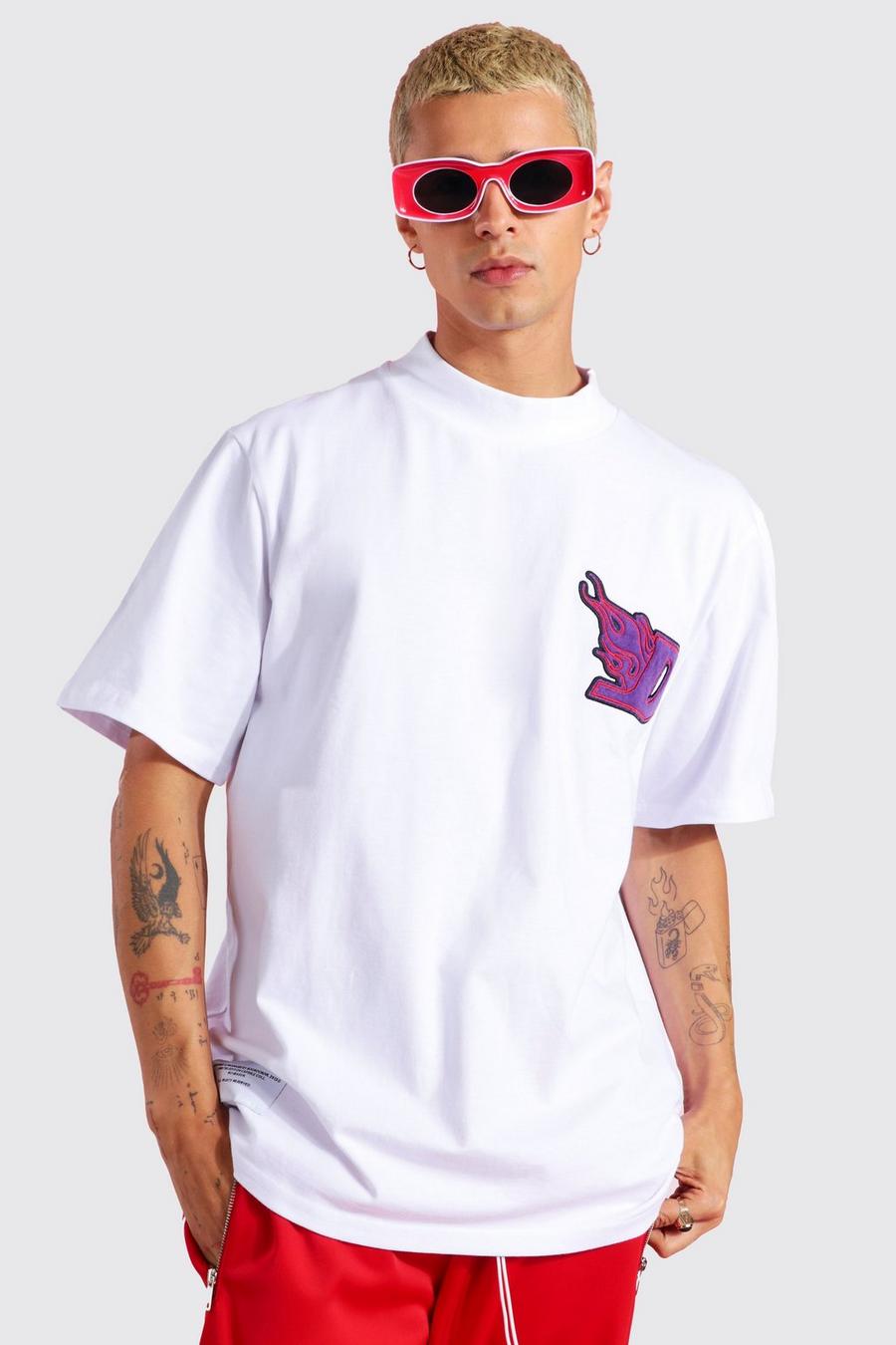 T-Shirt mit Etikett, White image number 1