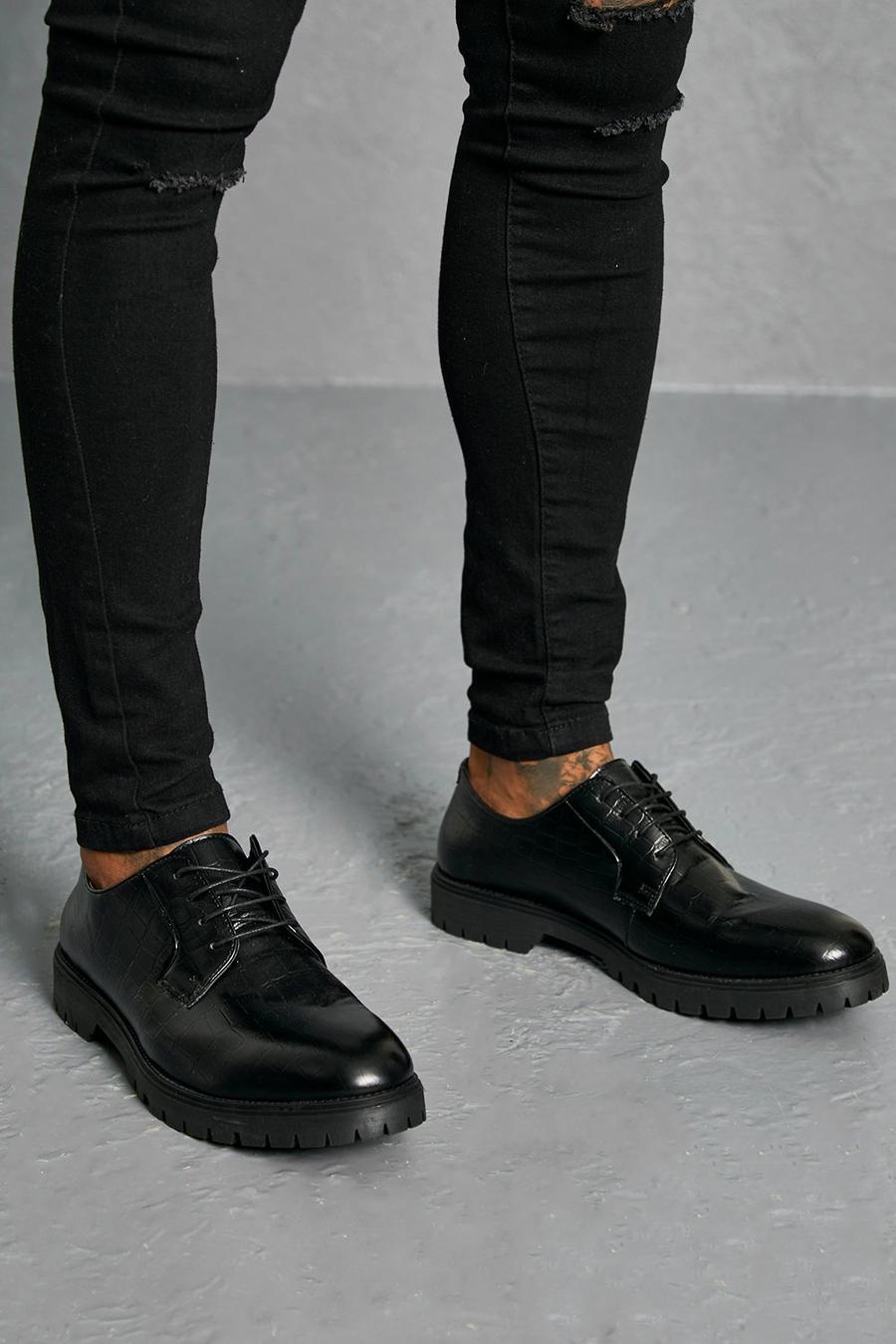 Black נעלי דרבי מעור מלאכותי עם אפקט עור תנין image number 1