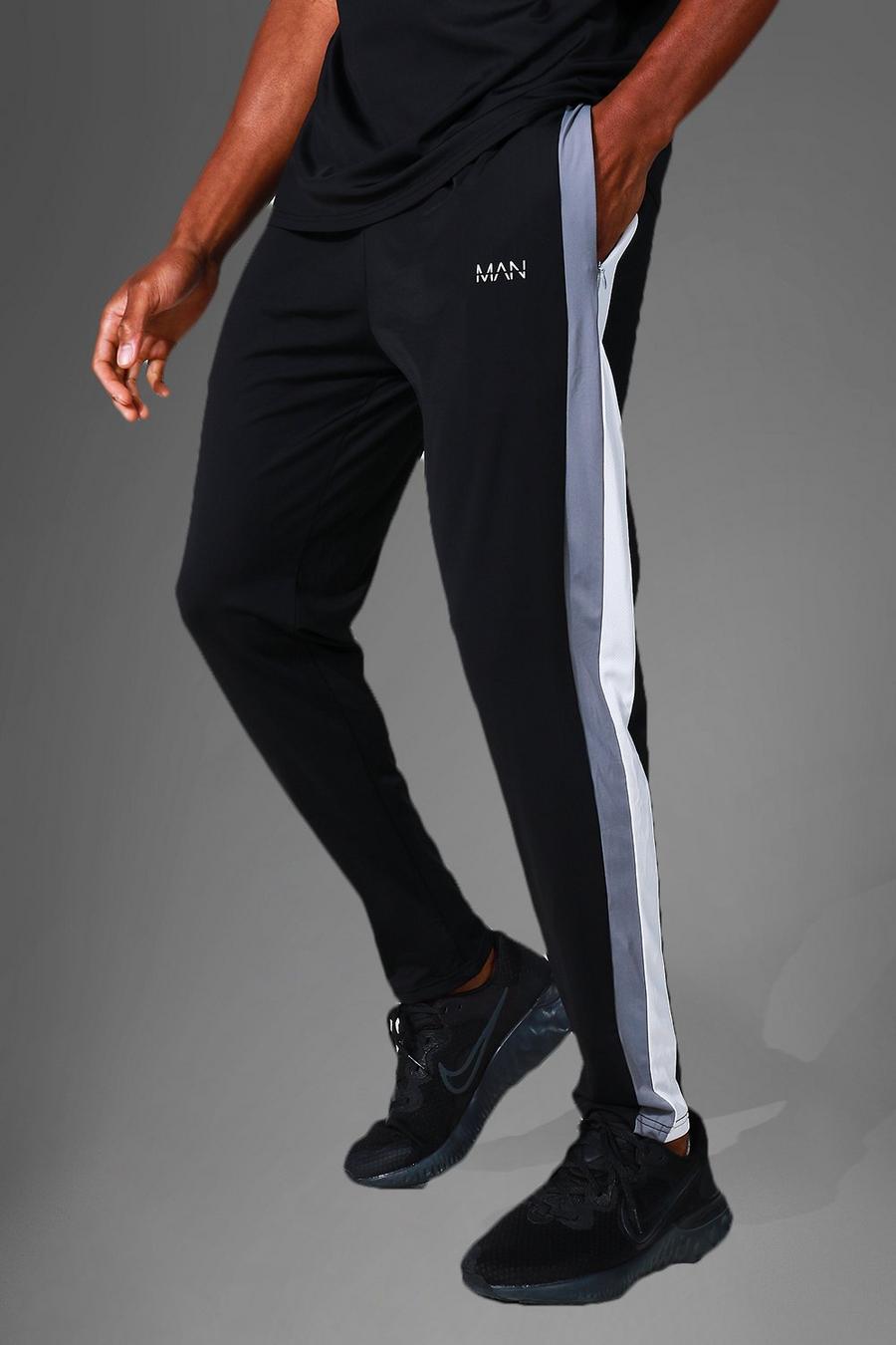 שחור מכנסי טרנינג ספורטיביים לאימונים עם בלוק צבע מסדרת Man image number 1