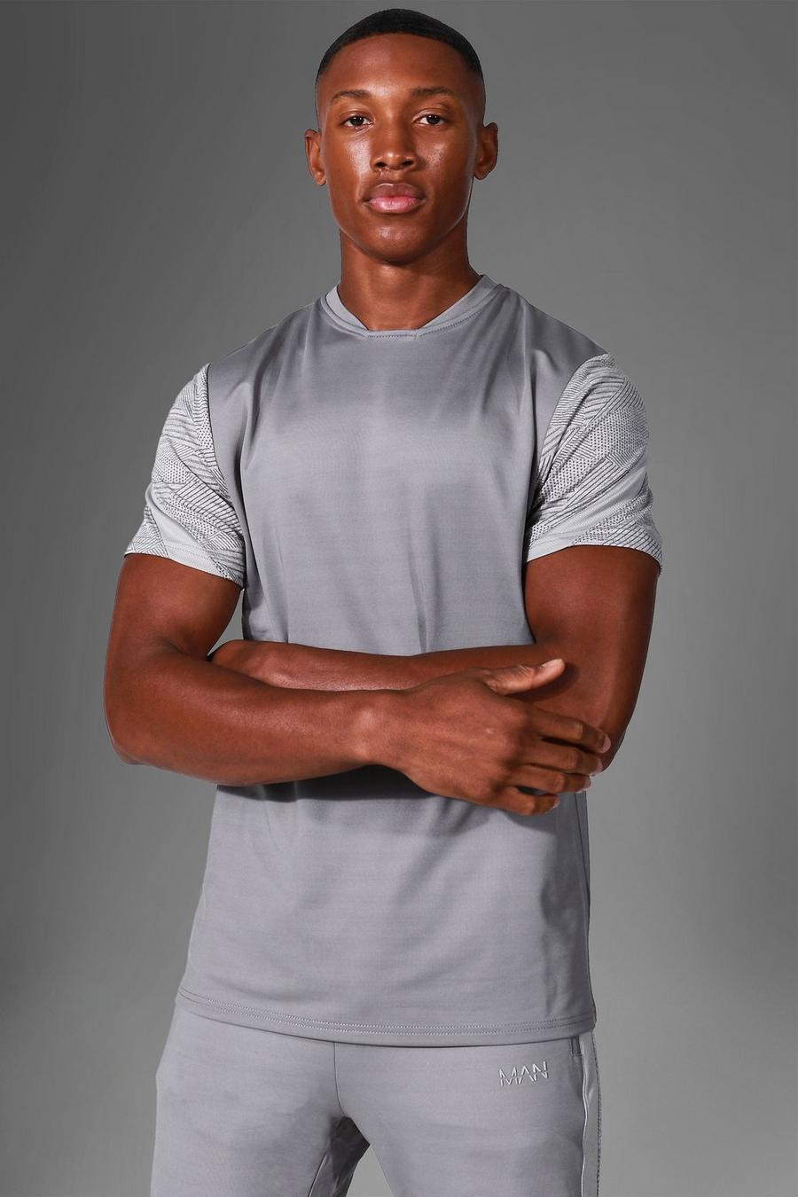 Man Active Performance T-Shirt mit gemusterten Ärmeln, Grey gris image number 1