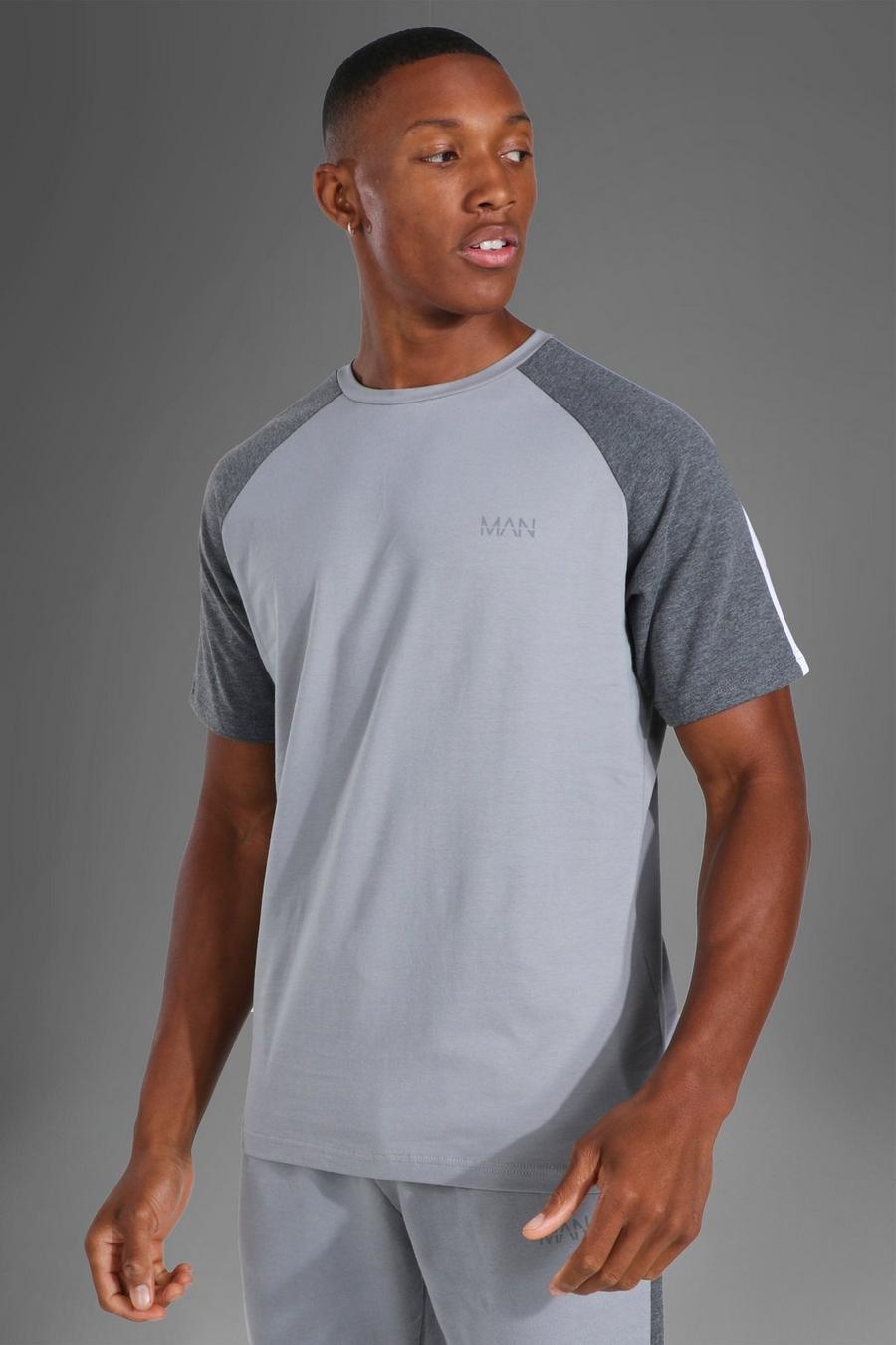 MAN Active T-Shirt mit Seitenstreifen, Grau grey image number 1