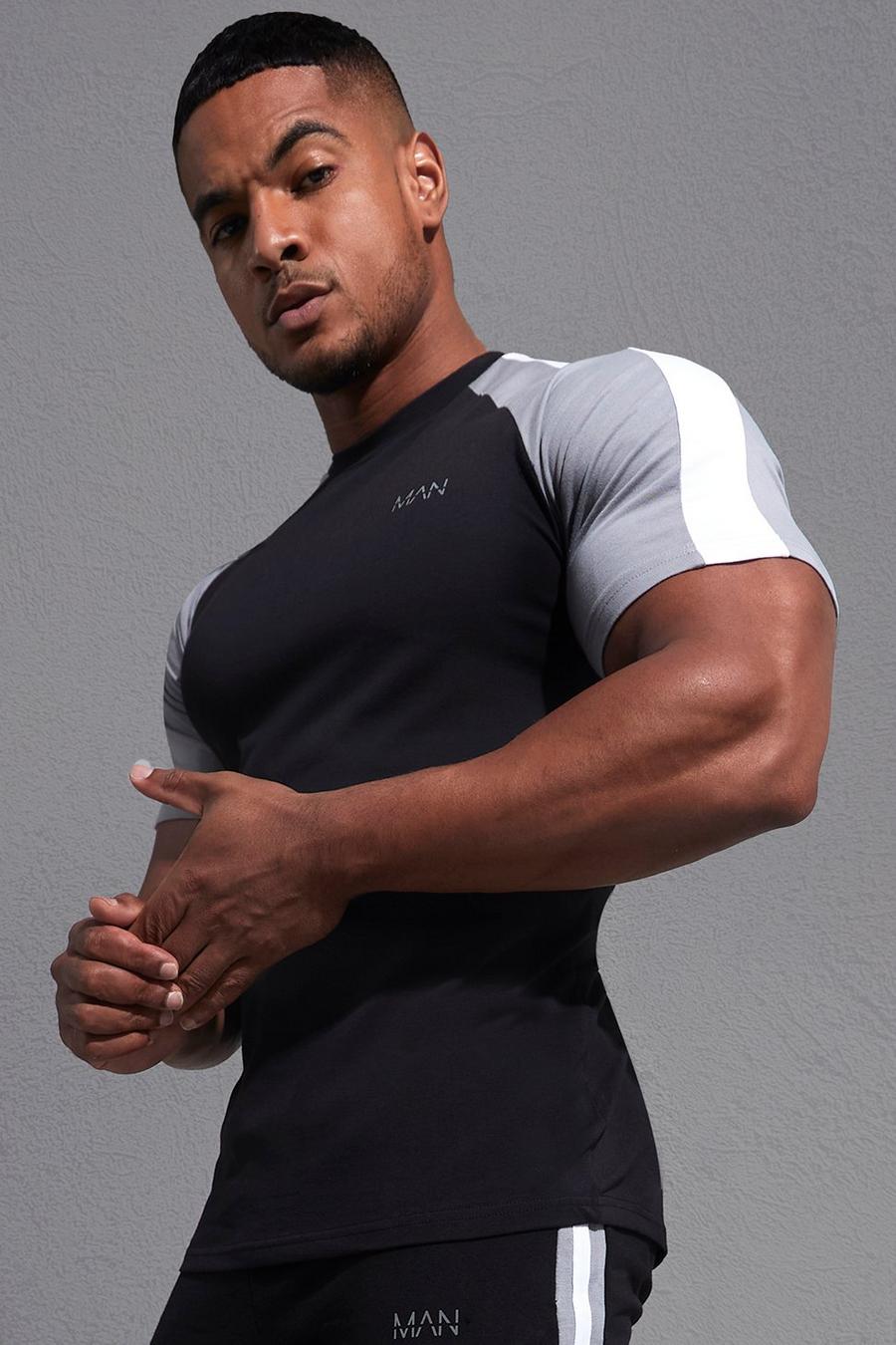 Man Active T-Shirt mit Seitenstreifen, Black image number 1