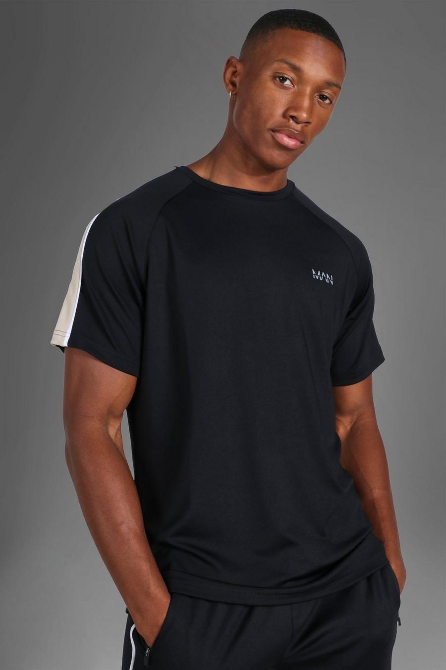 Black svart MAN Active T-shirt med ränder image number 1
