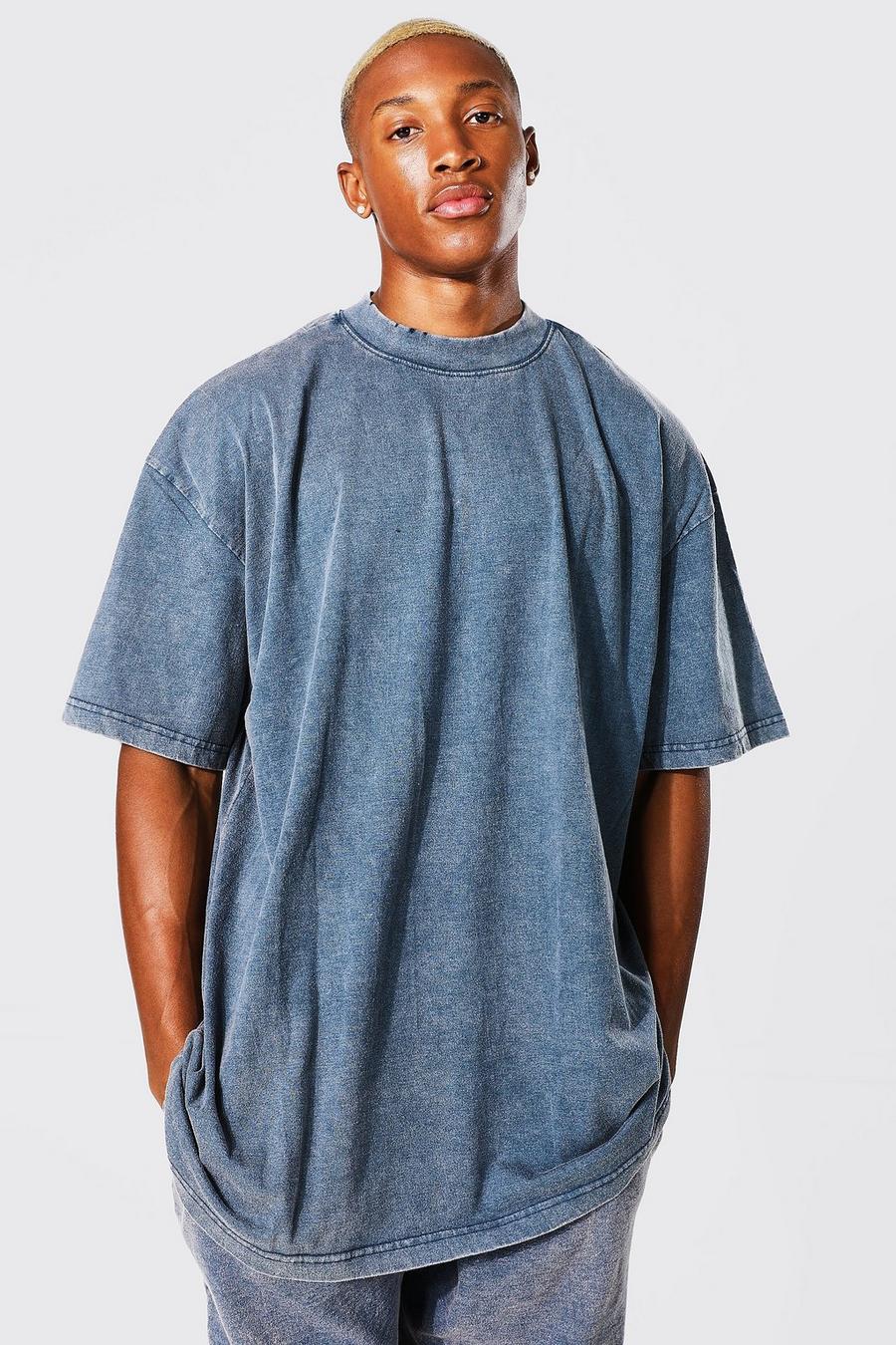 Navy marinblå Oversize t-shirt med tvättad effekt och hög halsmudd image number 1