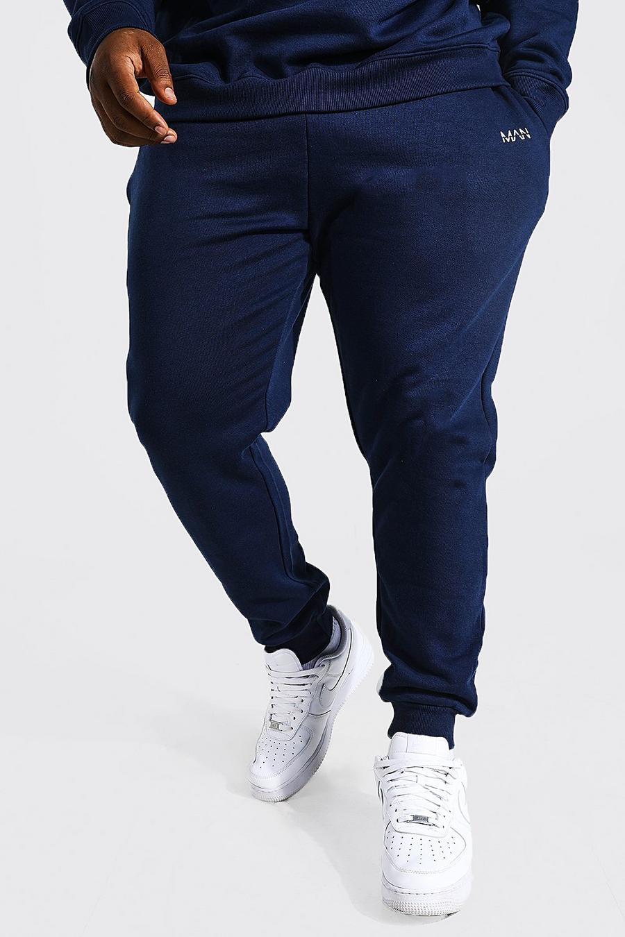 נייבי azul marino מכנסי ריצה סקיני מבד ממוחזר עם כיתוב חצוי Man, מידות גדולות