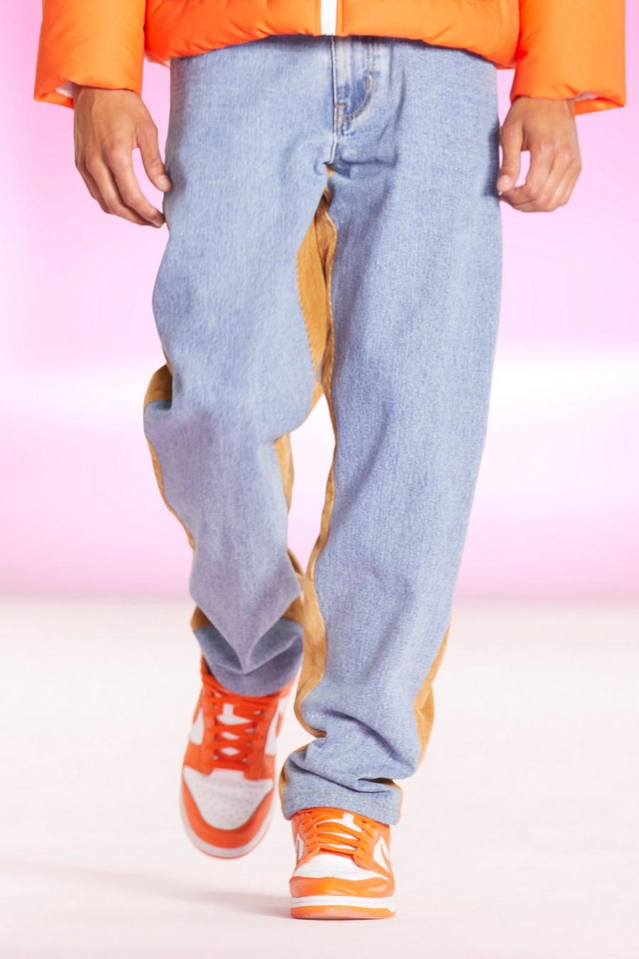 Mid blue Jeans med raka ben och manchesterpaneler image number 1