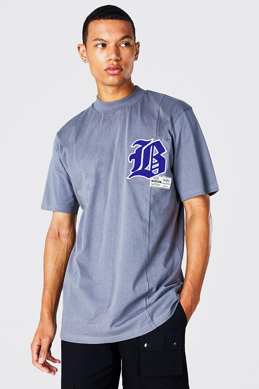 Tall - T-shirt style universitaire à logo "B", Charcoal image number 1