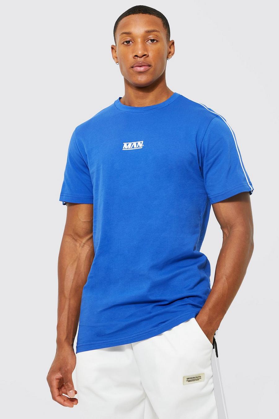 Cobalt blå MAN T-shirt med kantband image number 1