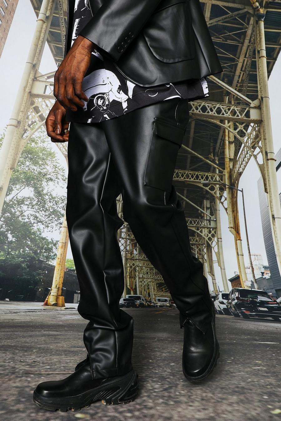 Pantalón de traje cargo ajustado de cuero sintético, Black image number 1