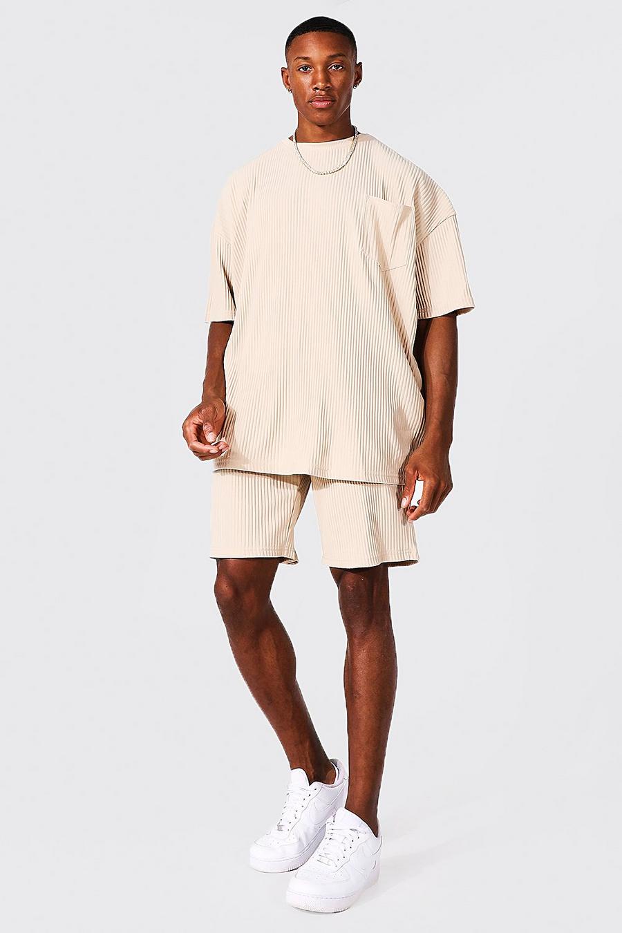 Taupe beige Oversize plisserad t-shirt och shorts image number 1