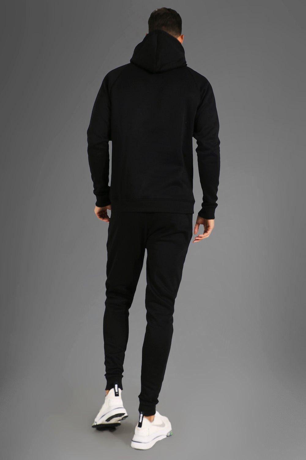 https://media.boohoo.com/i/boohoo/amm04763_black_xl_1/hombre-black-sudadera-tall-man-active-deportiva-con-capucha