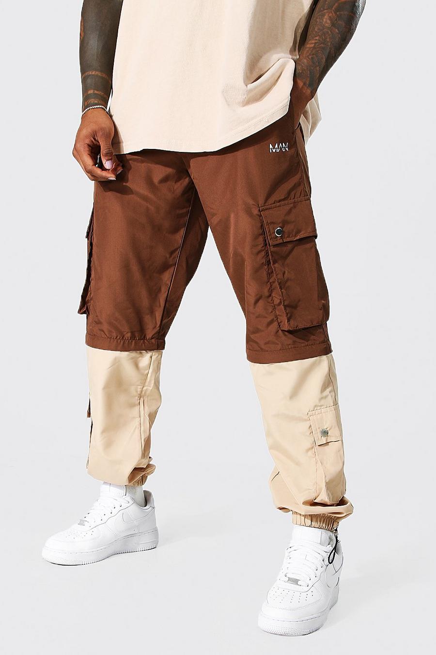 Chocolate marron Man Multipocket Zip Off Leg Cargo Trousers image number 1
