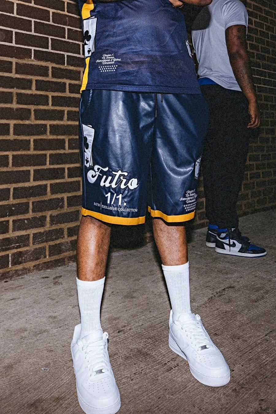 Pantalones cortos de béisbol y cuero sintético con estampado de eslogan, Navy azul marino image number 1