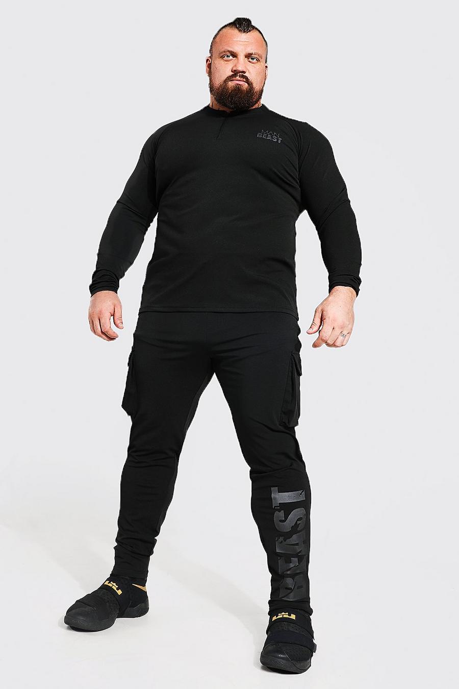 שחור חליפת טרנינג ספורטיבית עם כיתוב Man X Beast image number 1