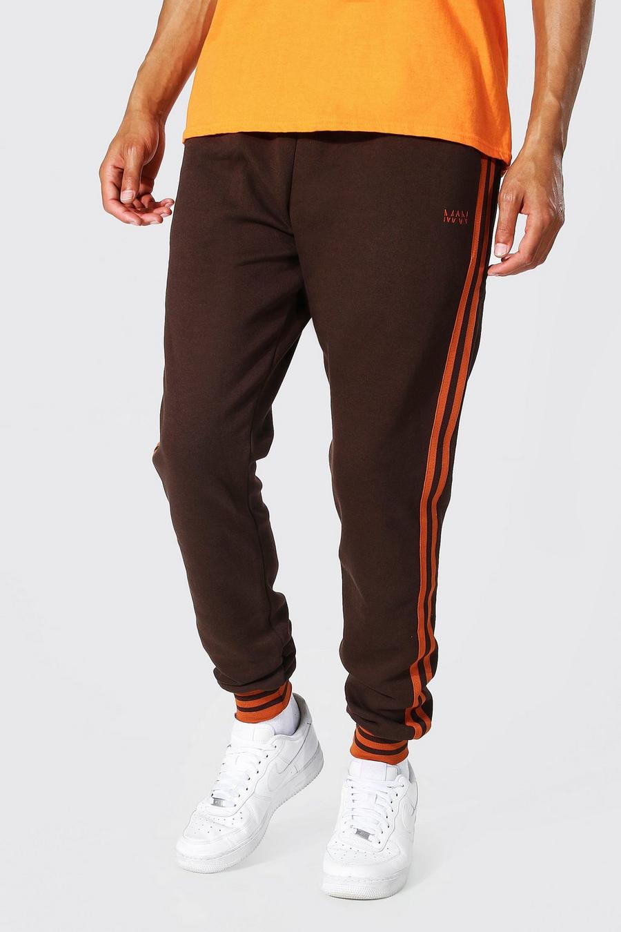 Tall Slim-Fit Jogginghose mit Streifen, Chocolate brown image number 1