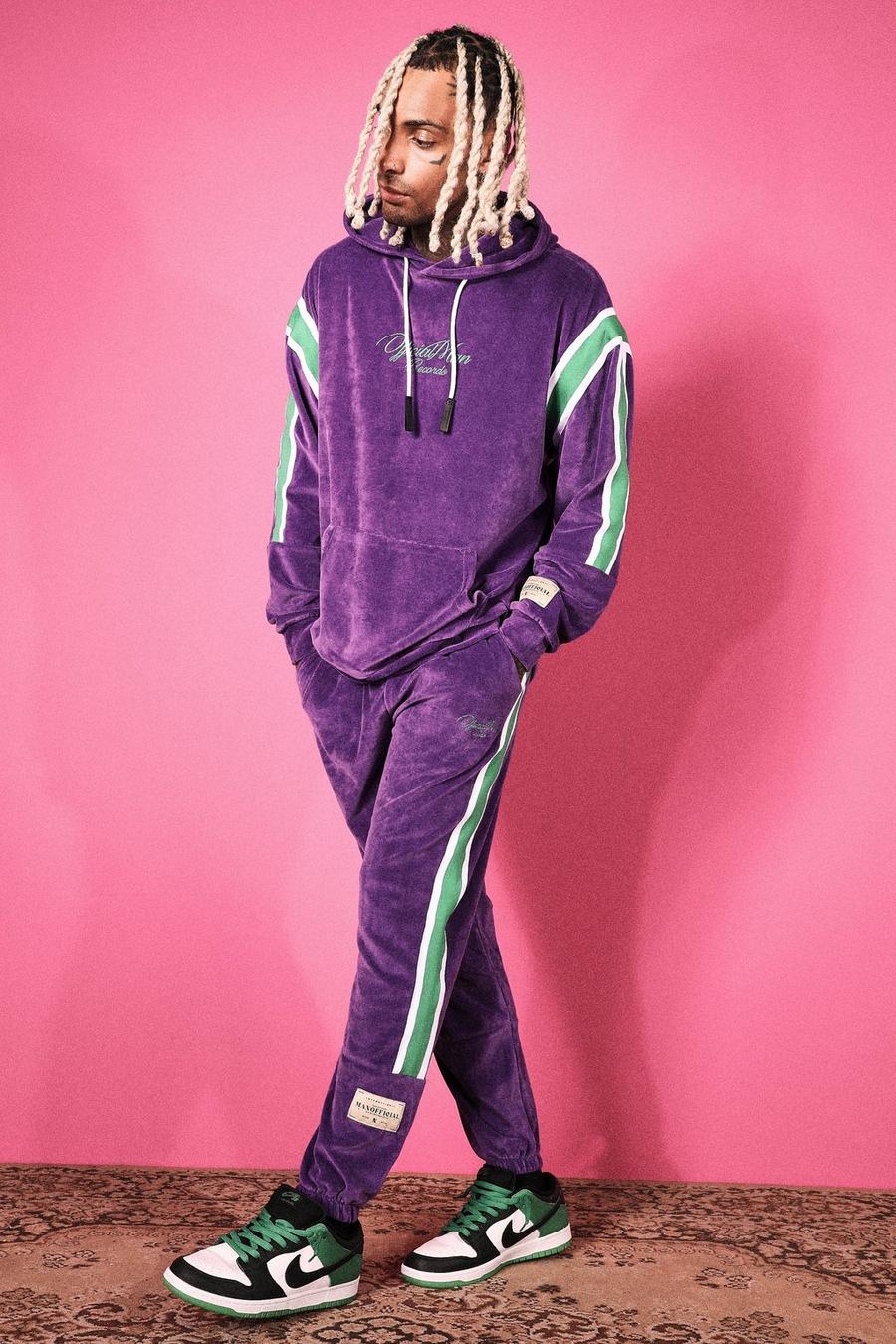 Purple lila MAN Official Oversize träningsoverall i velour med kantband image number 1