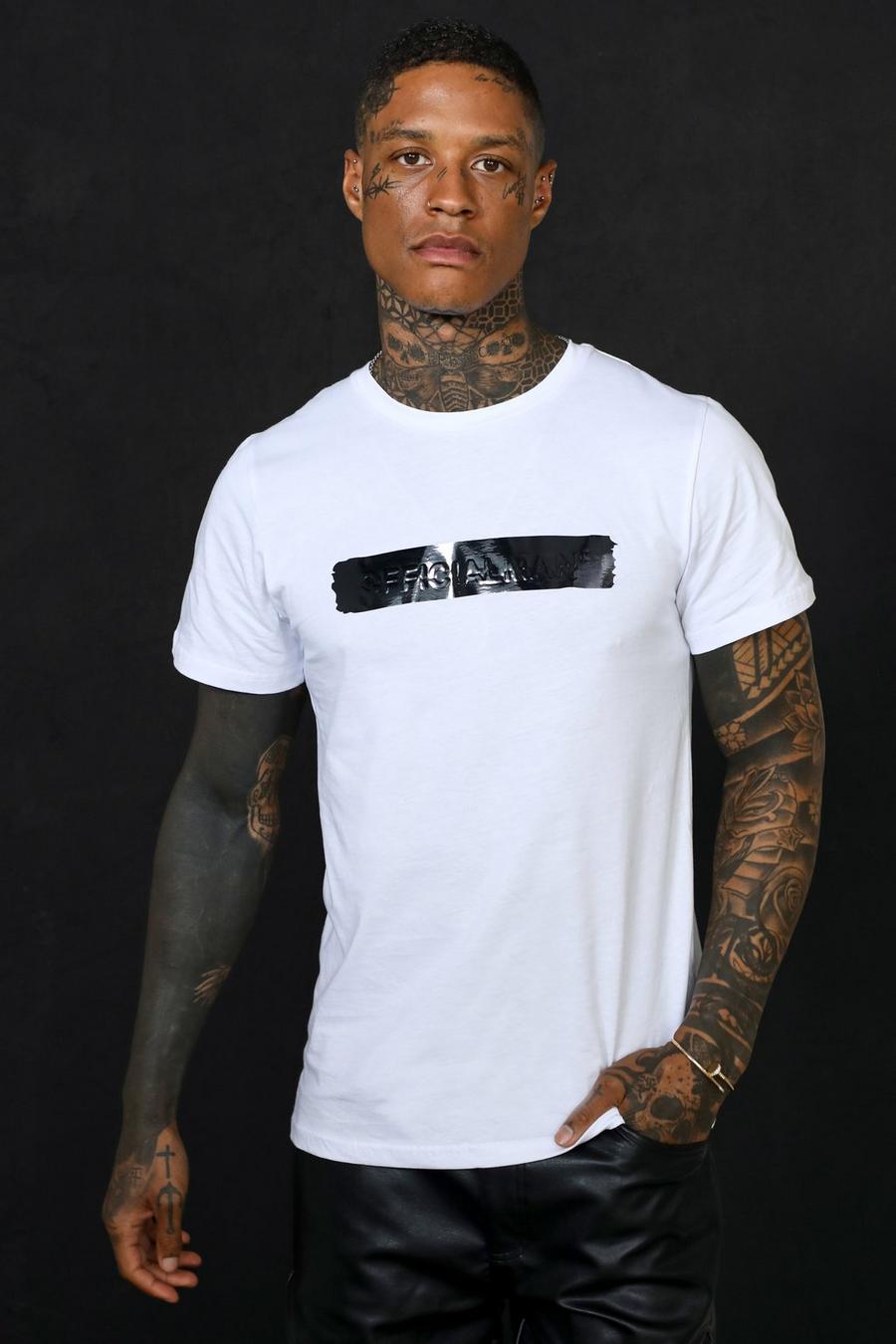 White vit Official MAN T-shirt i slim fit med glansigt tryck image number 1