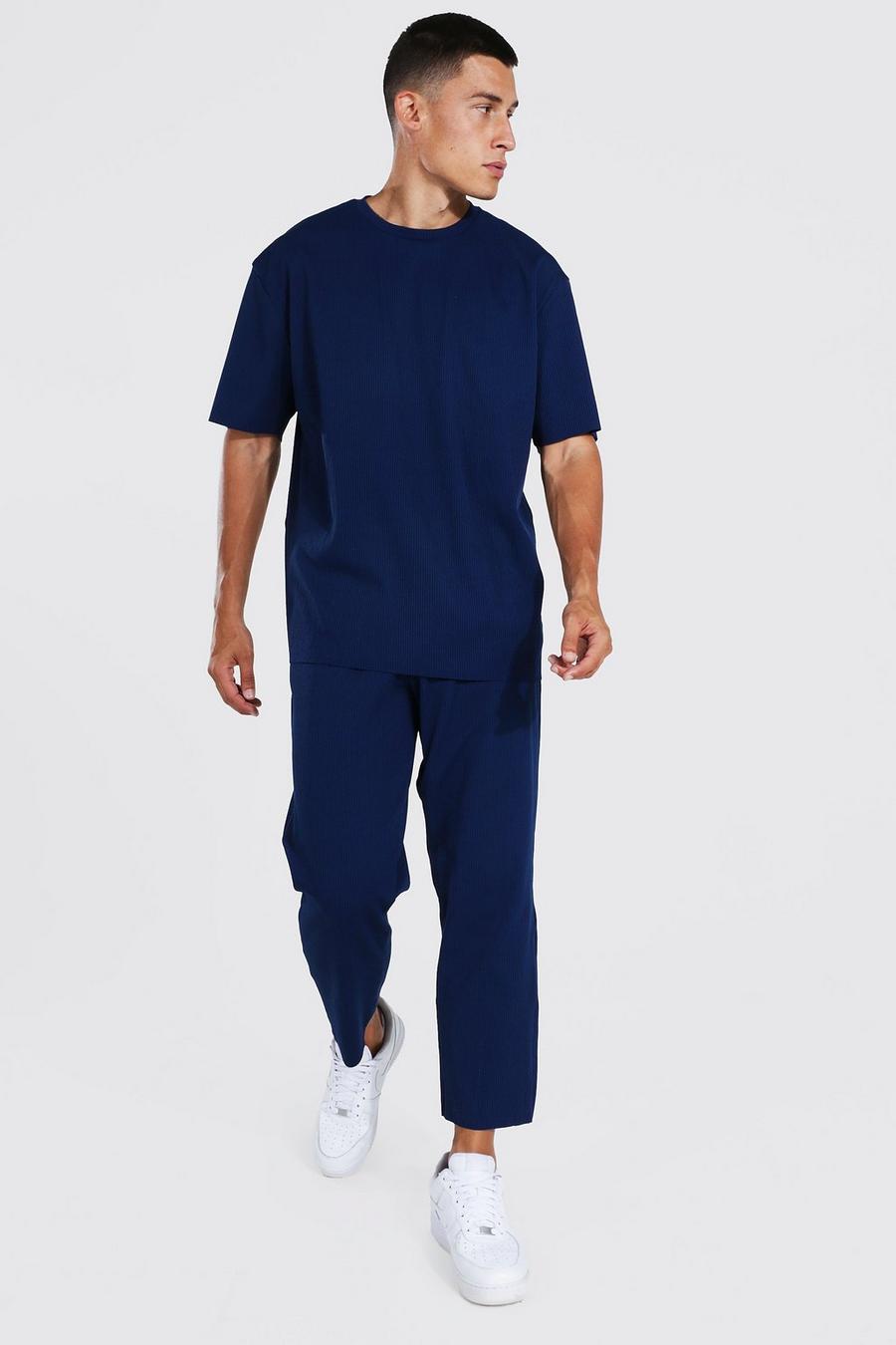 Navy marinblå Plisserad t-shirt och joggers image number 1