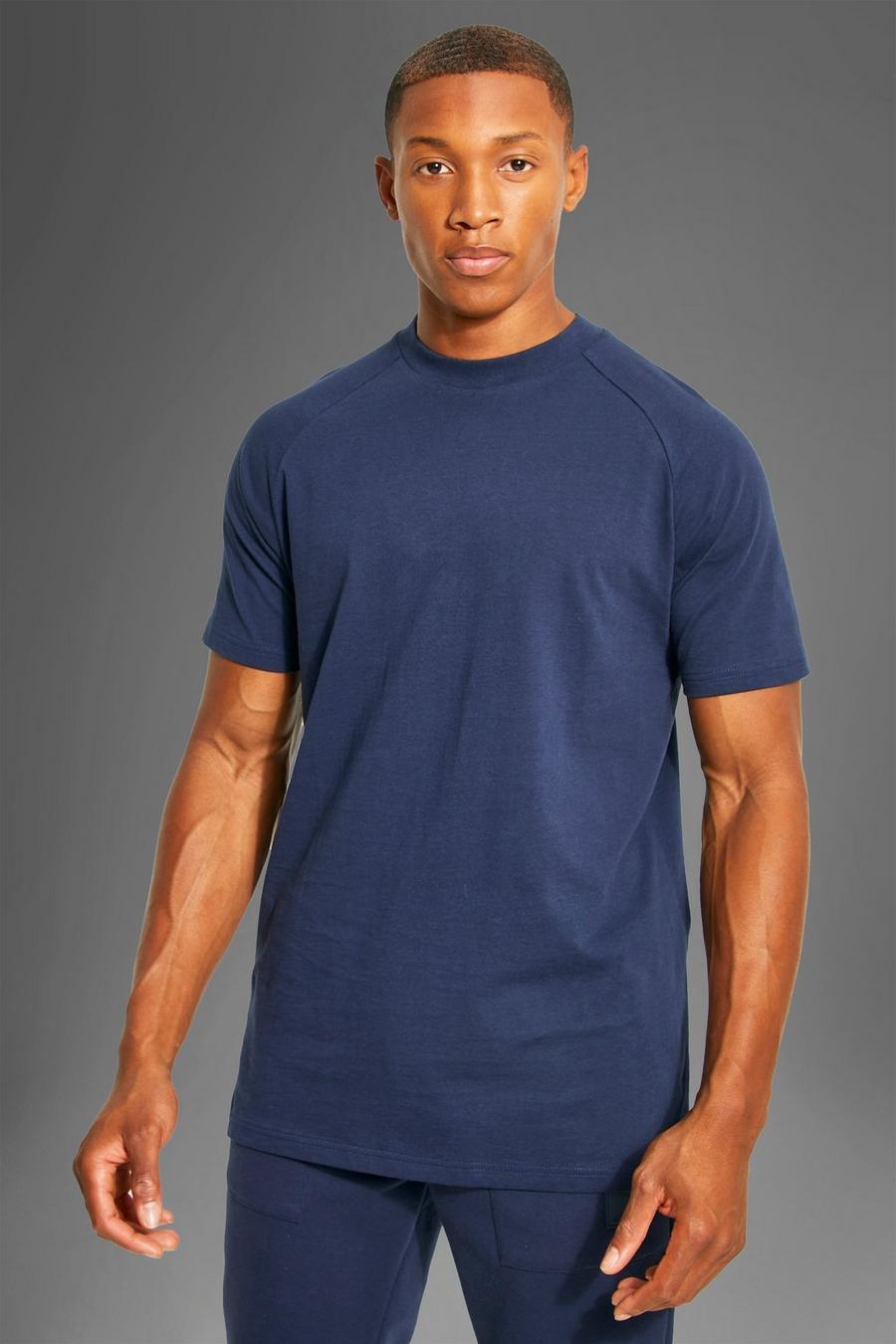 Navy Man Active Fitness Raglan T-Shirt Met Zijsplit image number 1
