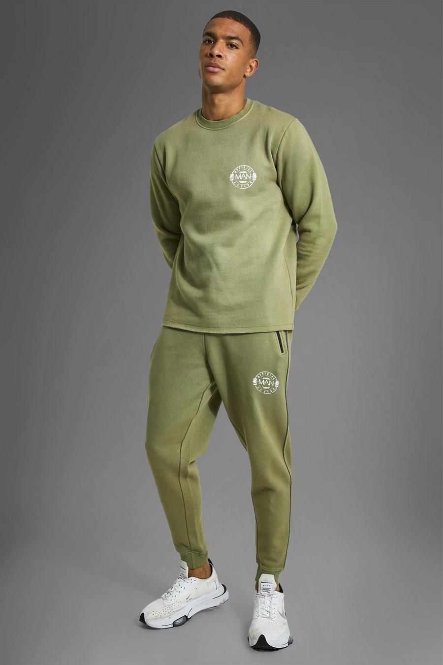 Olive grön MAN Active Träningsoverall med sweatshirt och rå kant image number 1