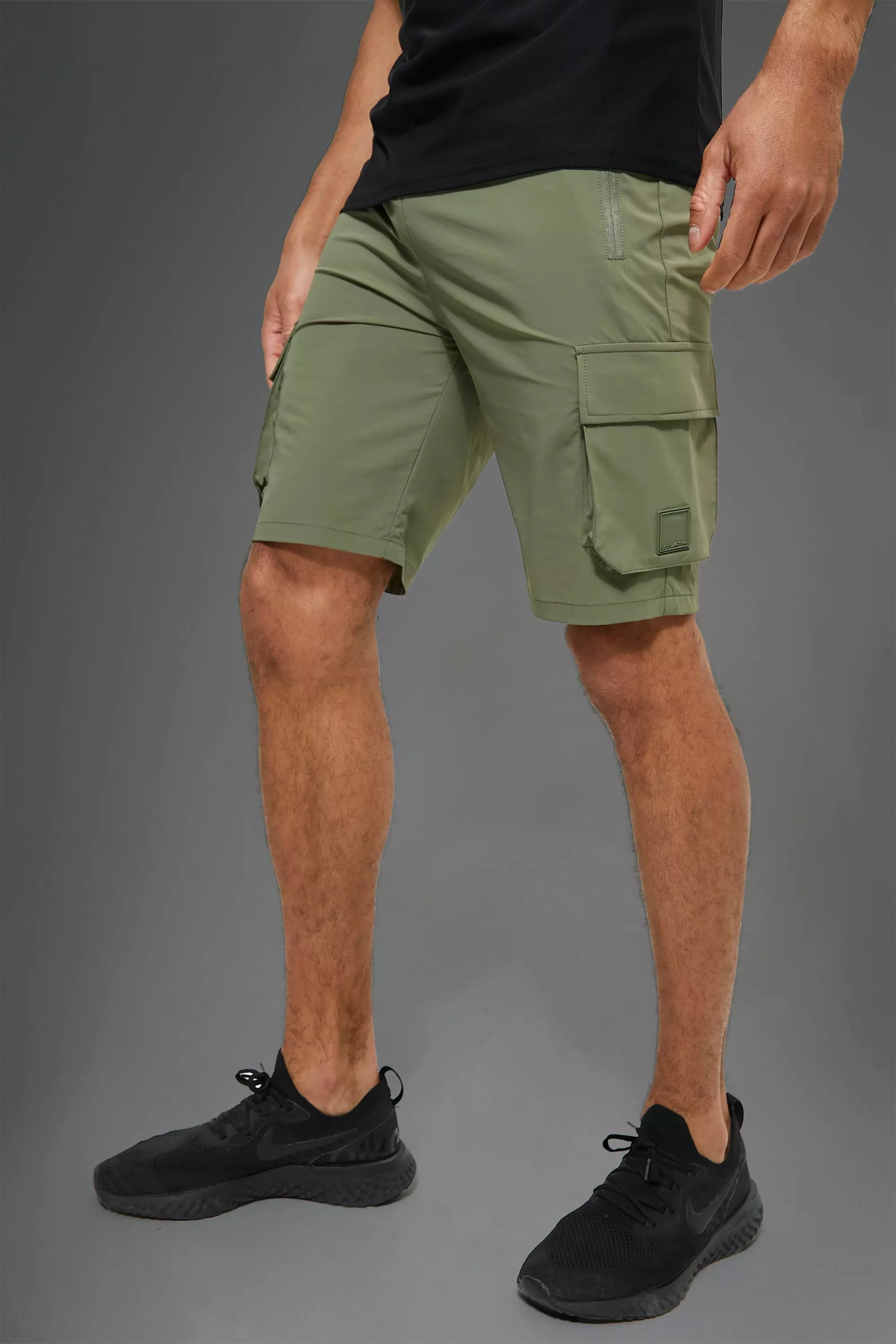 nike sb hawthorne cargo shorts