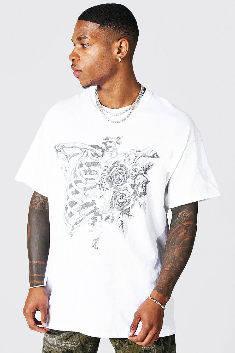 White Oversize t-shirt med bröstkorg och blommor image number 1