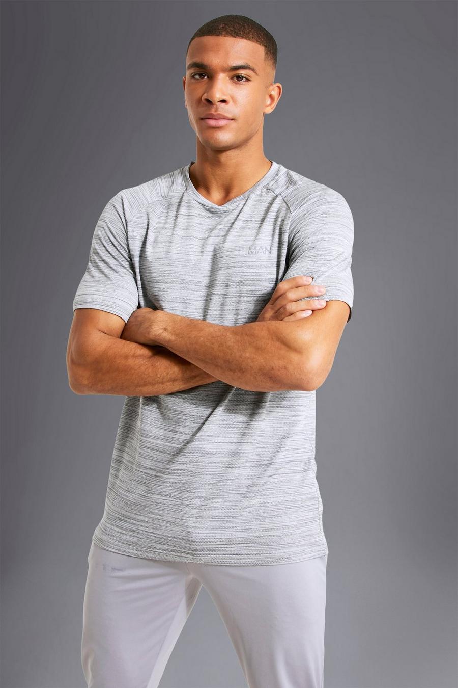 Camiseta MAN Active deportiva texturizada de ranglán, Grey image number 1