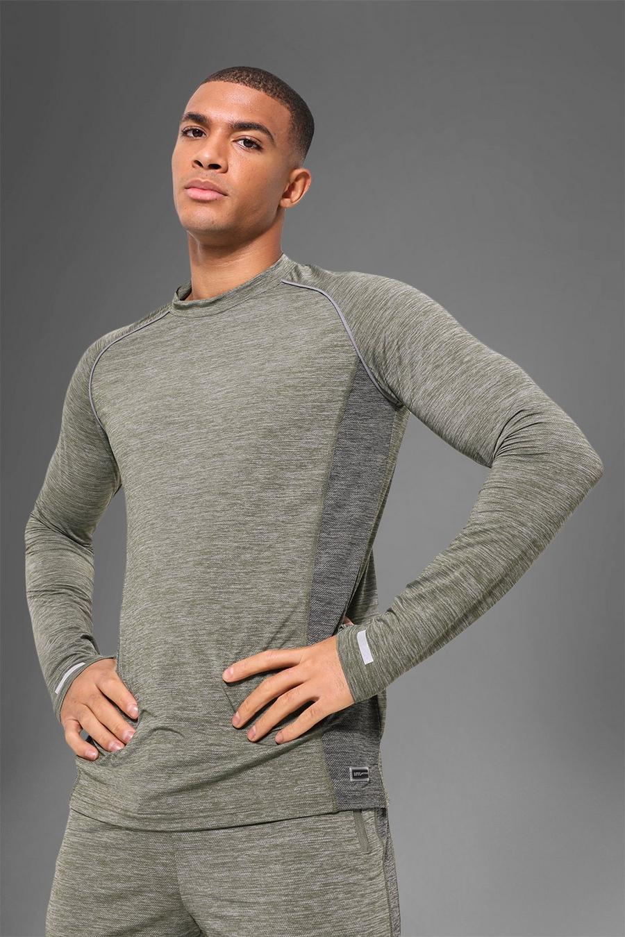 Man Active Fitness Long Sleeve Top aus leichtem Gewebe, Khaki image number 1