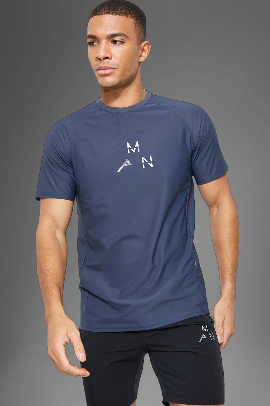 T-shirt de sport à logo réfléchissant - MAN Active, Charcoal image number 1
