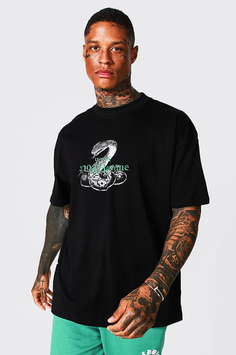 Black Oversized Extended Neck Snake Graphic T-shirt image number 1